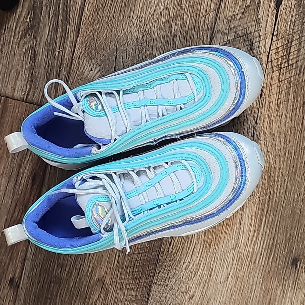 Kids shoes